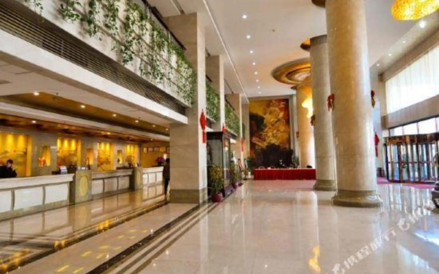 Taitan International Hotel