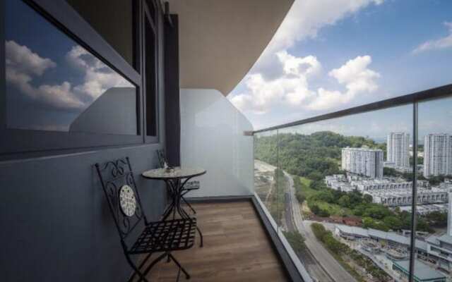 Arte S 3 Bedrooms Condo