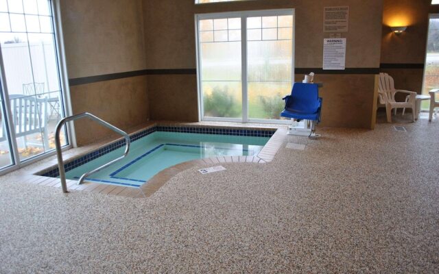 Country Inn & Suites By Carlson, Buffalo, MN