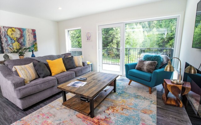 L'Austin Rêve by Revelstoke Vacations