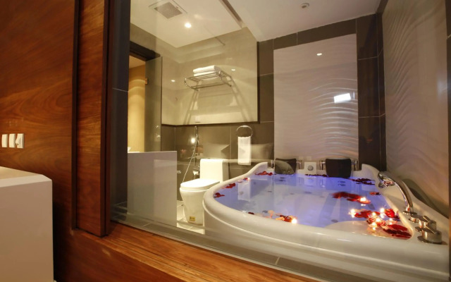 Grand Plaza Hotel - Takhasosi Riyadh