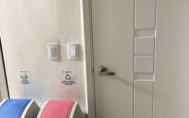 Amuse Guest House - Hostel