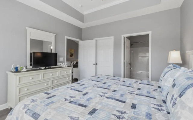 Havens #1832 2 Bedroom Condo by Redawning