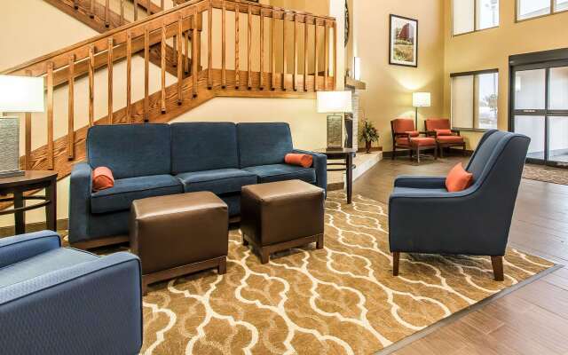 Comfort Suites Effingham