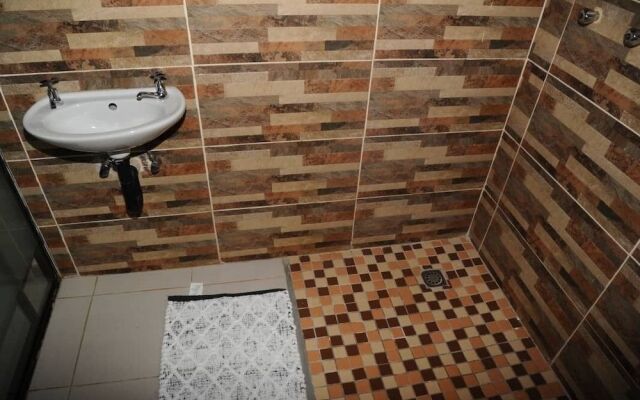 Pillacol Guest House