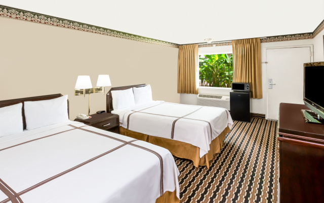 Travelodge By Wyndham Shreveport La