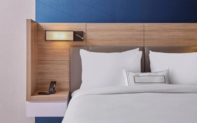 SpringHill Suites by Marriott Chicago Chinatown