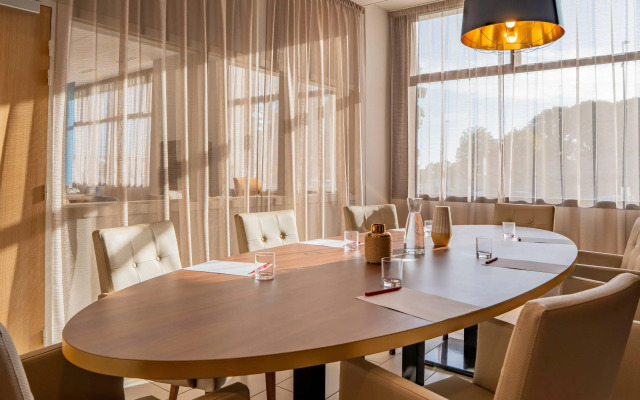 Quality Suites Rochefort