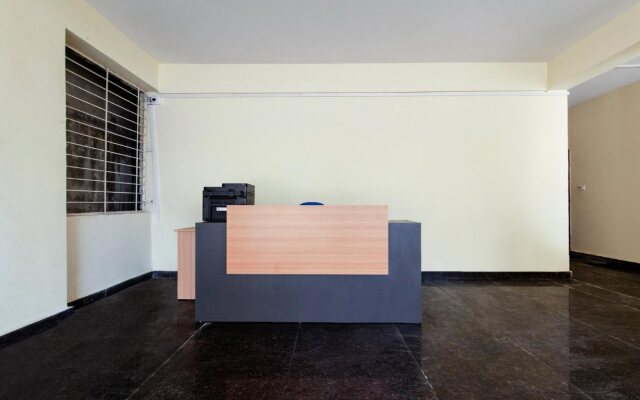Deepansh Plaza By OYO Rooms
