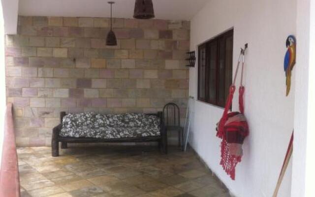 Apto em Condomínio Brisas do Amor