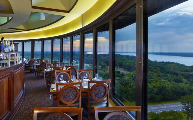 Renaissance Shoals Resort and Spa