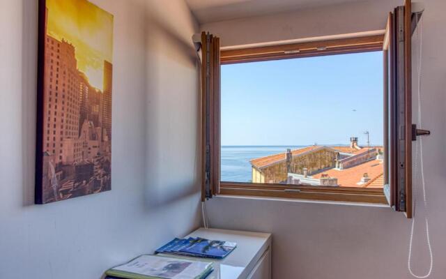 Gilly 4 - EXCEPTIONAL 2BEDS, SEA VIEW, MODERN,A/C, OLD TOWN