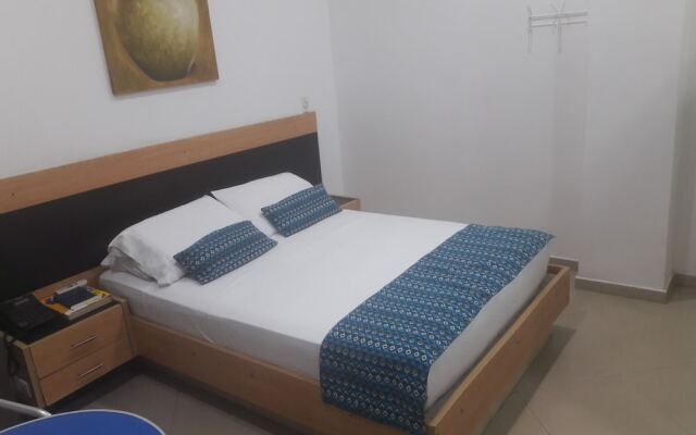 Apartahotel Montes La 68