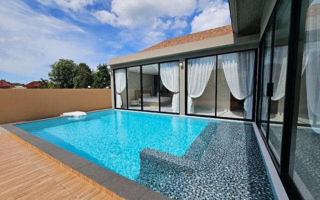 Baan First Pool Villa