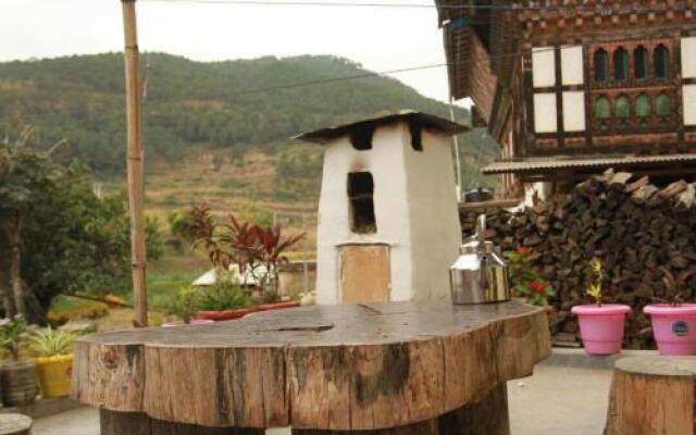 Chimi Lhakhang Village Homestay