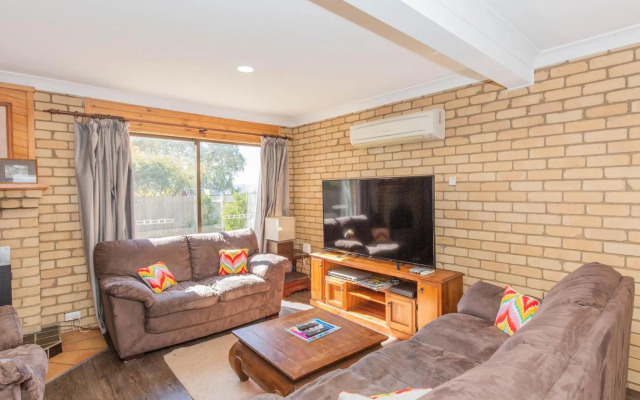 Fingal Snow Vinces Place 108 Gippsland Street