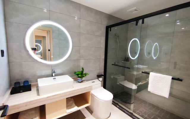 GreenTree Inn Smart Select Hotel (Hong'an Economic Development Zone Branch)