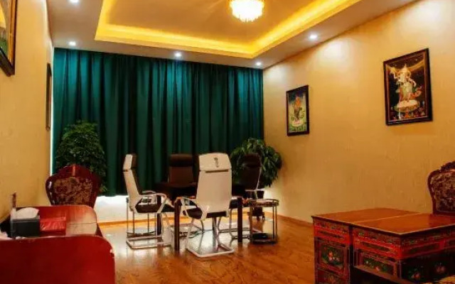 Shigatse Tangka Hotel