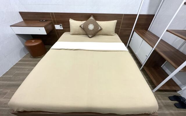 OYO 1193 Huynh Gia Hotel