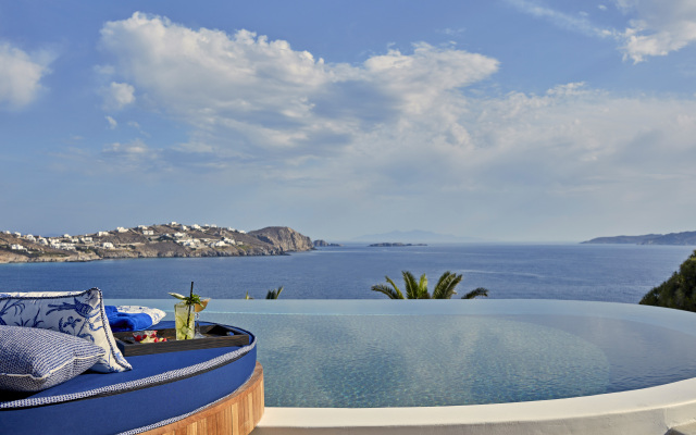 Katikies Mykonos - The Leading Hotels Of The World