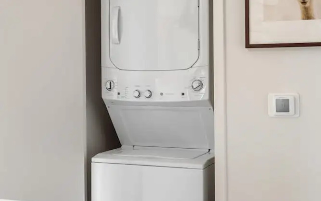 Austin Captivating 1BD 1BA 2nd Street District Apartment