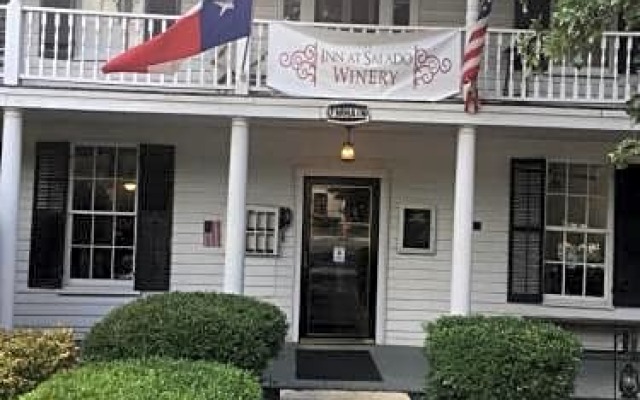The Inn At Salado