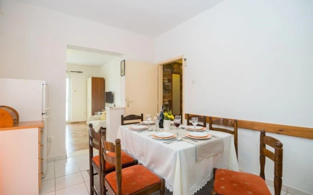 Naki - Terrace & Free Parking - A2