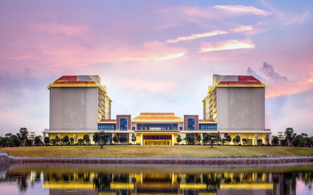 Qianhuazhou Hotel