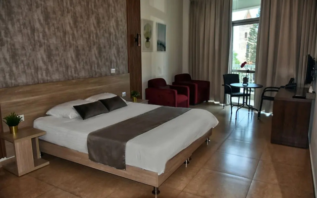Byblostar Hotel