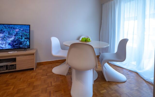 Artemis Deluxe Athens City Center Apartment