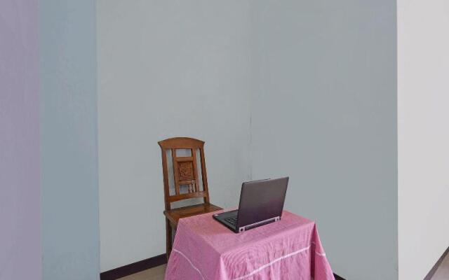 Spot On 91695 Hotel Benteng Portugis