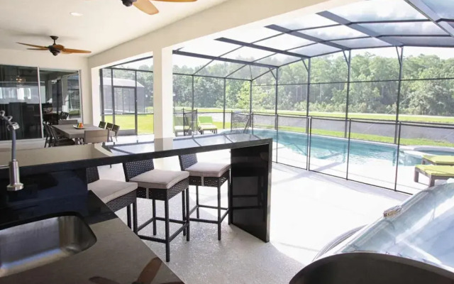 3941 Sonoma