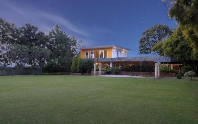 The Hideout by Vista Rooms