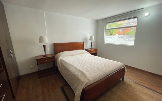 Súper Apartamento TV Wi Fi y parqueadero