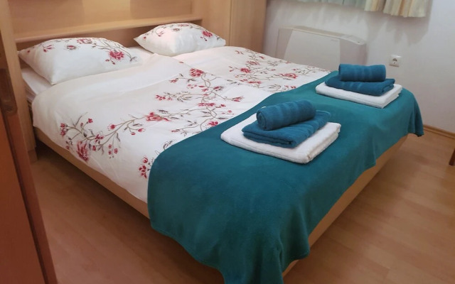 Apartments Anita Punta Skala