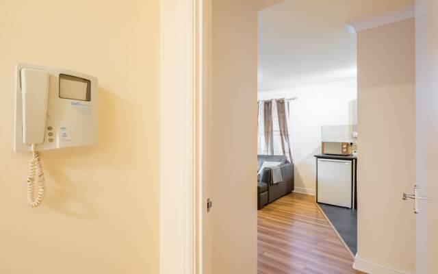 Bridge View Apartment
