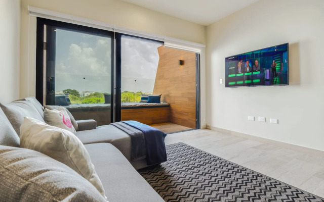 Brand New 1br, AC, Beach, Rooftop Pool