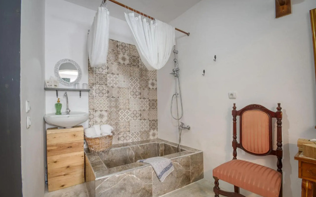 Mascot Boutique Hotel