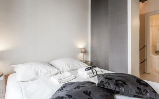 Apartment Duplex Paris
