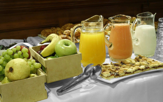 Cyan Americas Towers Hotel