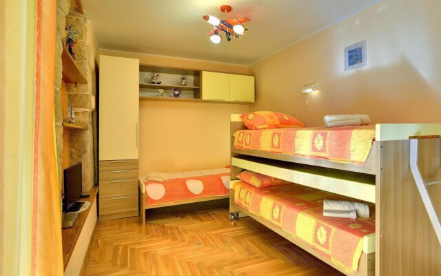 Nice Apartment in Rakalj With 2 Bedrooms and Wifi
