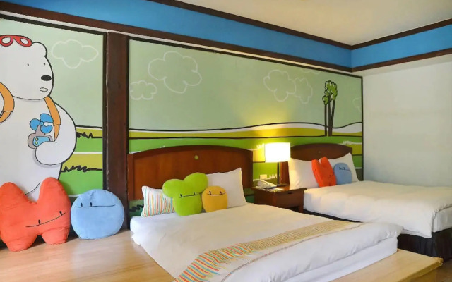 YoHo Beach Resort
