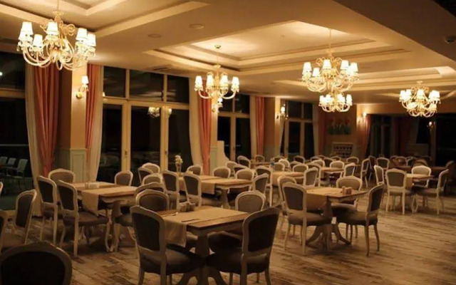 Rezone Health & Oxygen Hotel