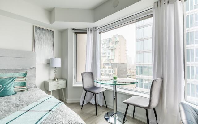 GLOBALSTAY. Charming Yorkville Condos