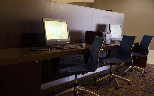 Courtyard by Marriott Waterbury Downtown