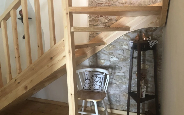Orpheus and eyrydice boutique apartments