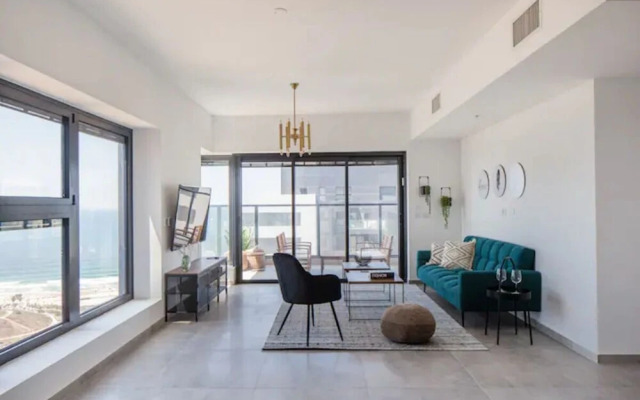 O&O Group-Magical 4BR Panoramic Sea View