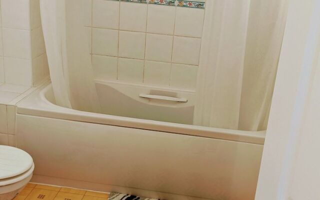 Oaklawn Serviced Apartments