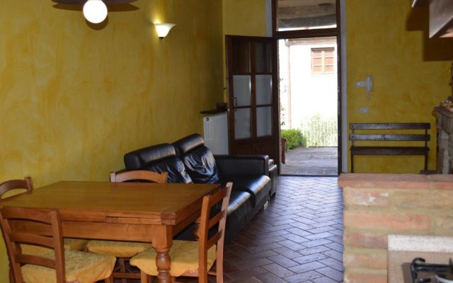 Luxurious Holiday Home With Private Patio, Tuscany, With Panoramic Swimming poo