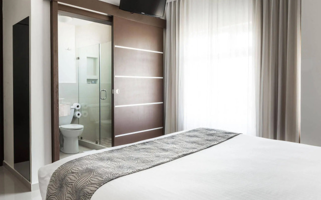 Hotel Latitud 15